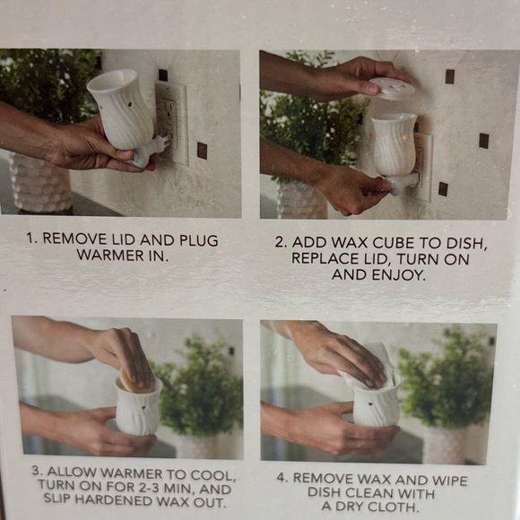 Huntington Home White Fragrance Warmer Wall Plug in + Pack of Wax Cubes, NEW - Picture 4 of 5
